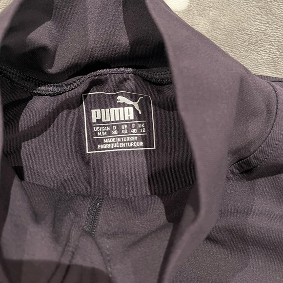 Puma Women’s M lightweight jacket - Picture 2 of 4